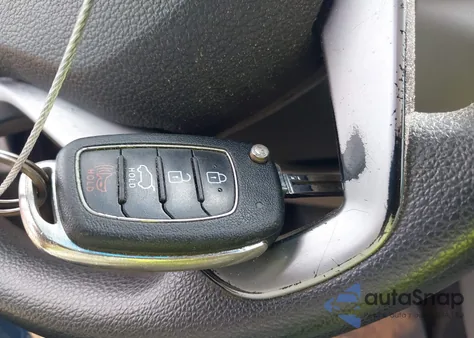 2016 Hyundai Tucson Se from USA, damaged, VIN KM8J33A45GU228766